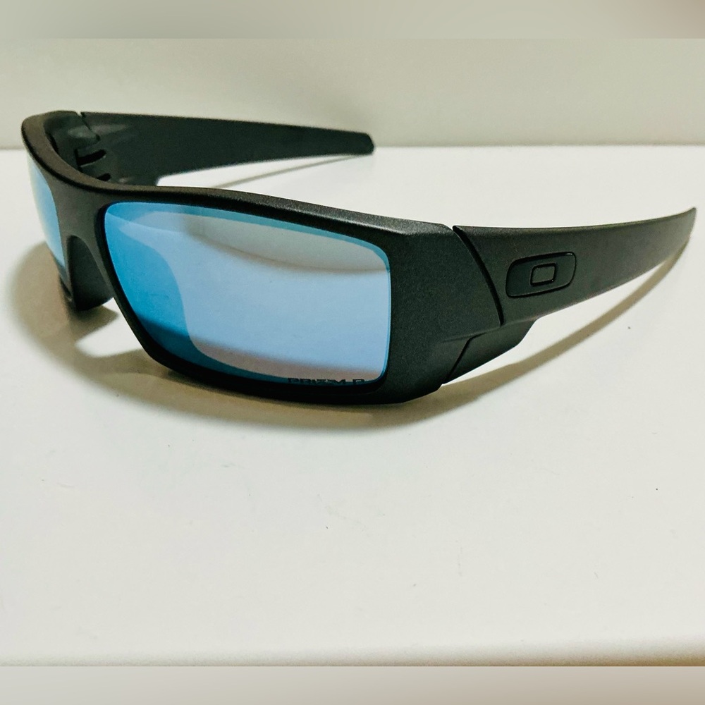 Brand New Authentic Oakley Gascan Matte Gray Frame/Deep Water Prizm Polarized